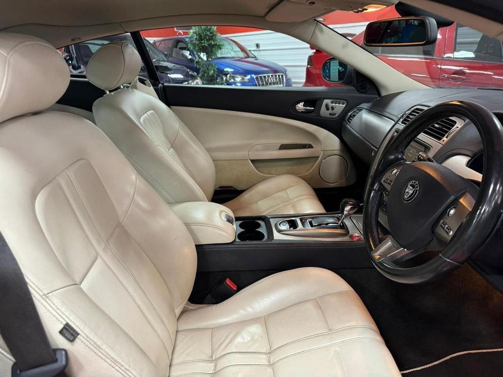 Jaguar XK 4.2 V8 Auto Euro 4 2dr