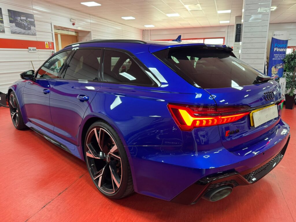 Audi RS6 Avant 4.0 TFSI V8 Vorsprung Tiptronic Quattro